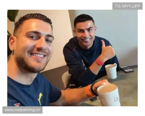 C罗早餐点的那杯咖啡比我月租还贵